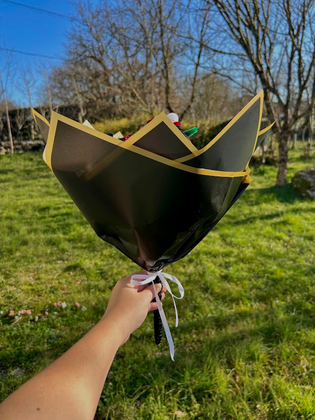 Bouquet Élégance Nocturne – Lys & Roses